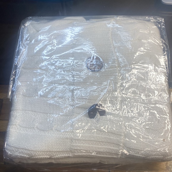 2 piece set Phantoscope Wool series premium throw pillow cover 45x45 CM - Picture 2 of 7